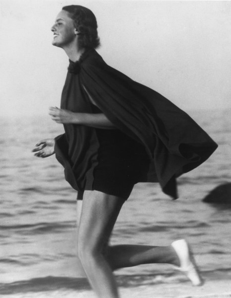 Lucile Brokaw, Harper's Bazaar, Dec 1933